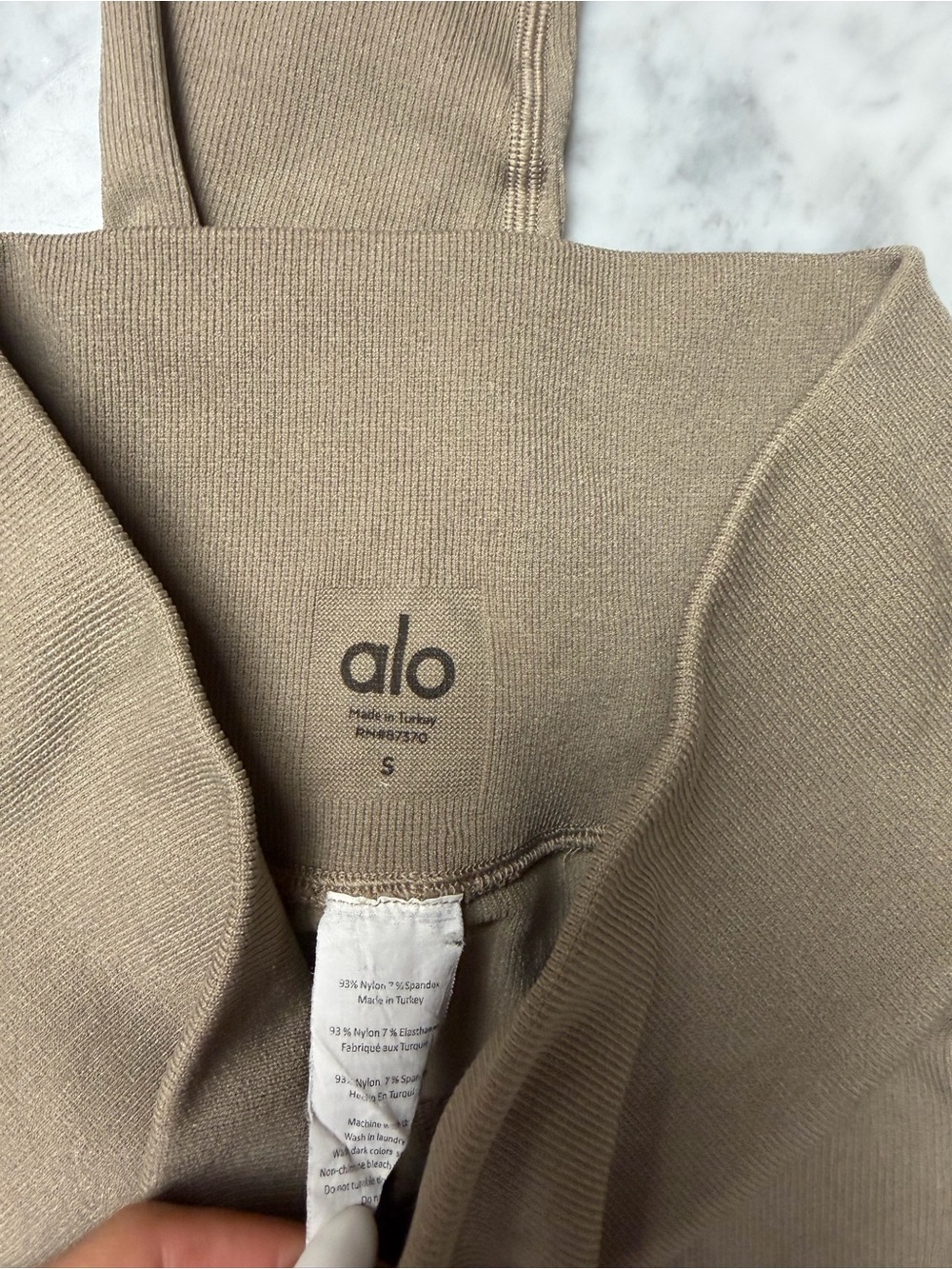 Alo yoga leggings - Picture 2 of 3